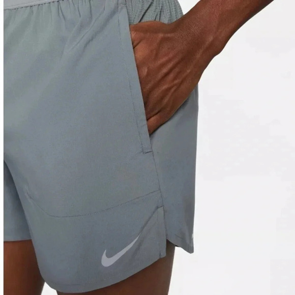 New! Nike Men's Dri-FIT Stride 7” Workout Training Lifting Running Shorts XXL - Picture 3 of 10